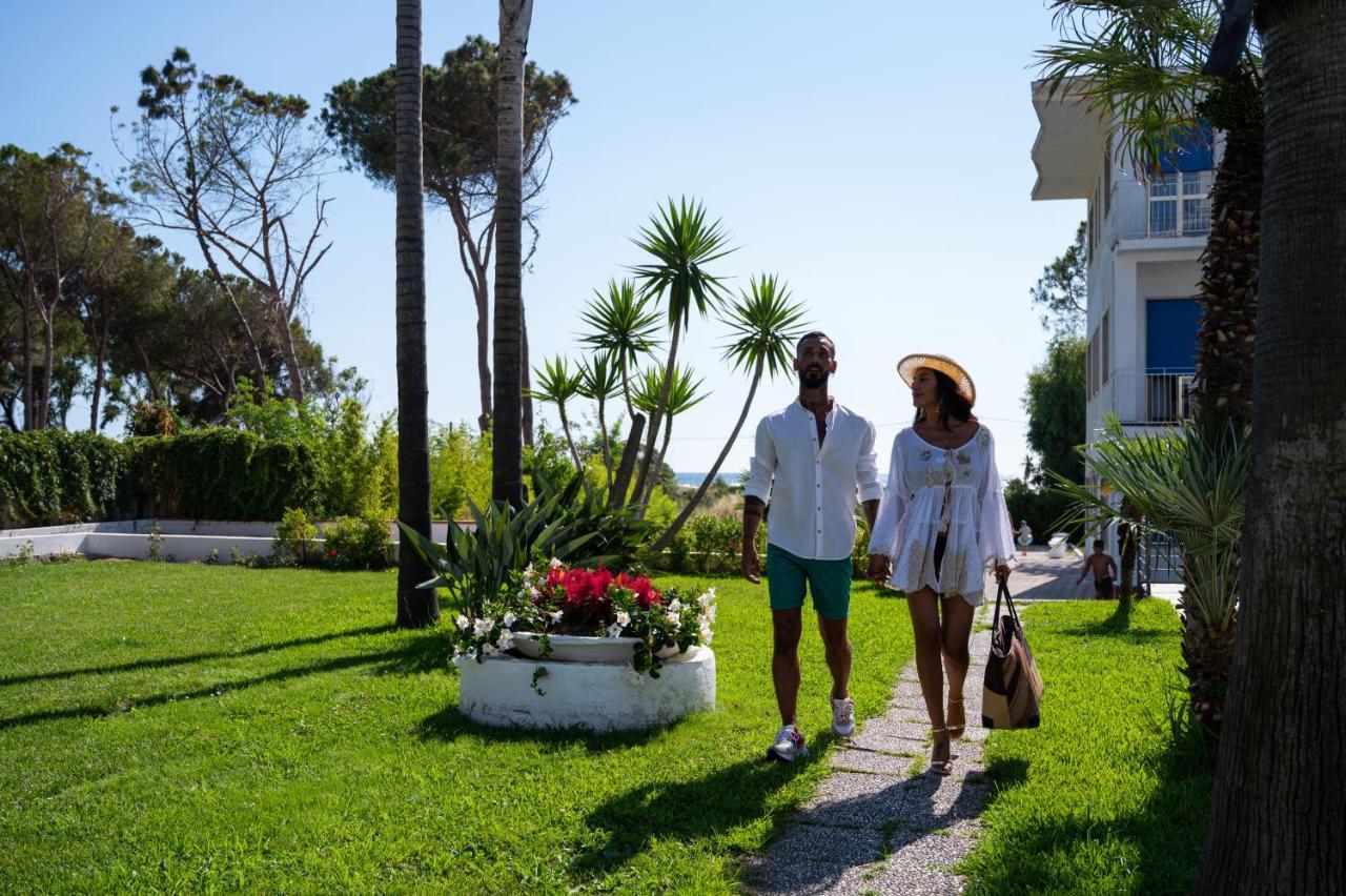 Hotel Sogaris Paestum Exterior photo
